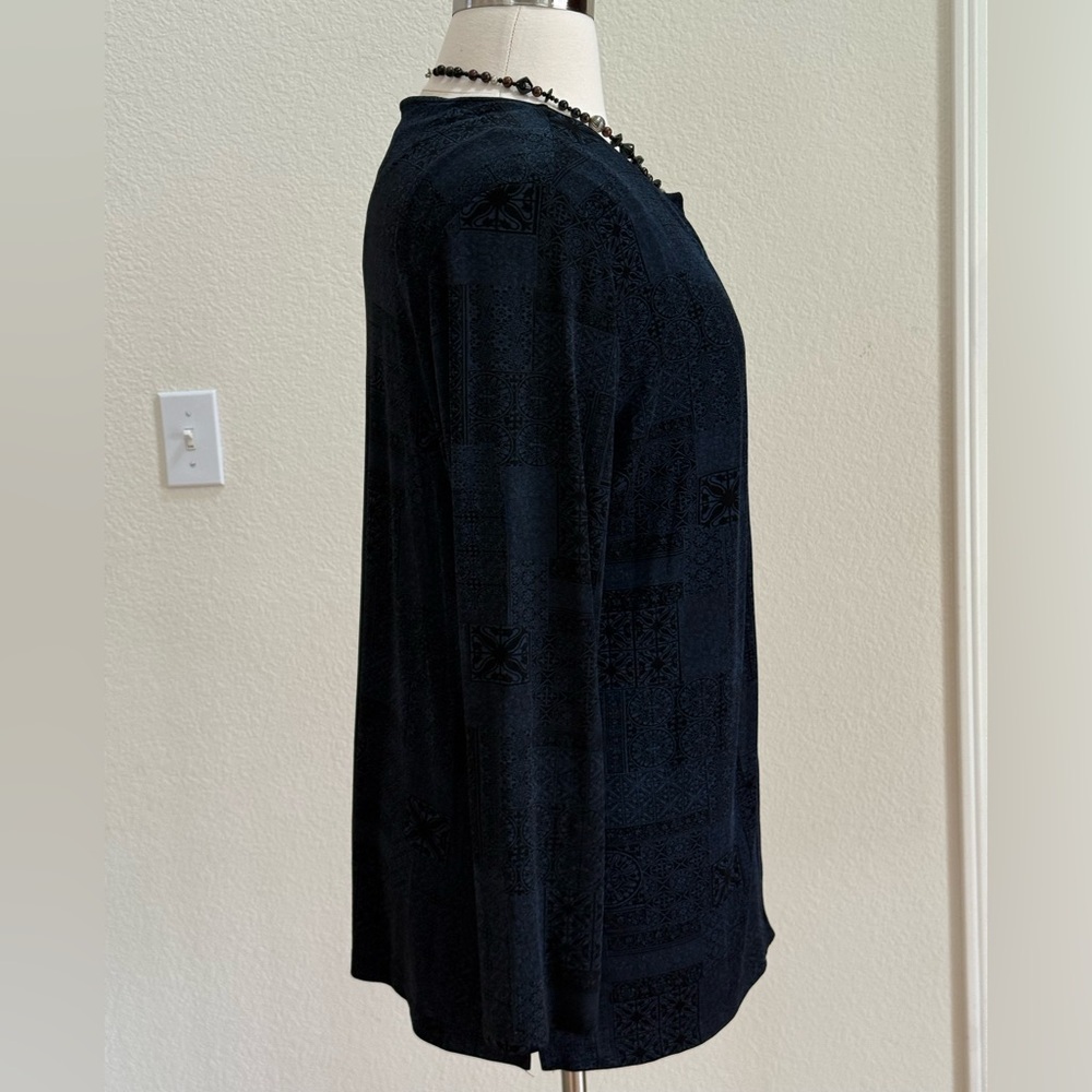 Chico's Design Deep Blue and Black Patterned Cardigan size 16 (Chicos size 3) - Picture 7 of 12